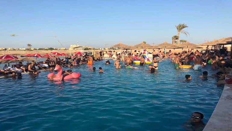 Rental Apartments in Hurghada and Pool Parties at Sliders Cable Park in El Gouna